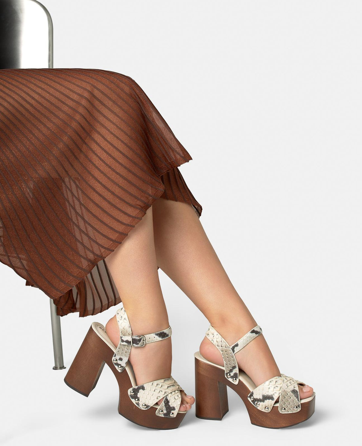 SANDALIA EXTRA PLATAFORMA