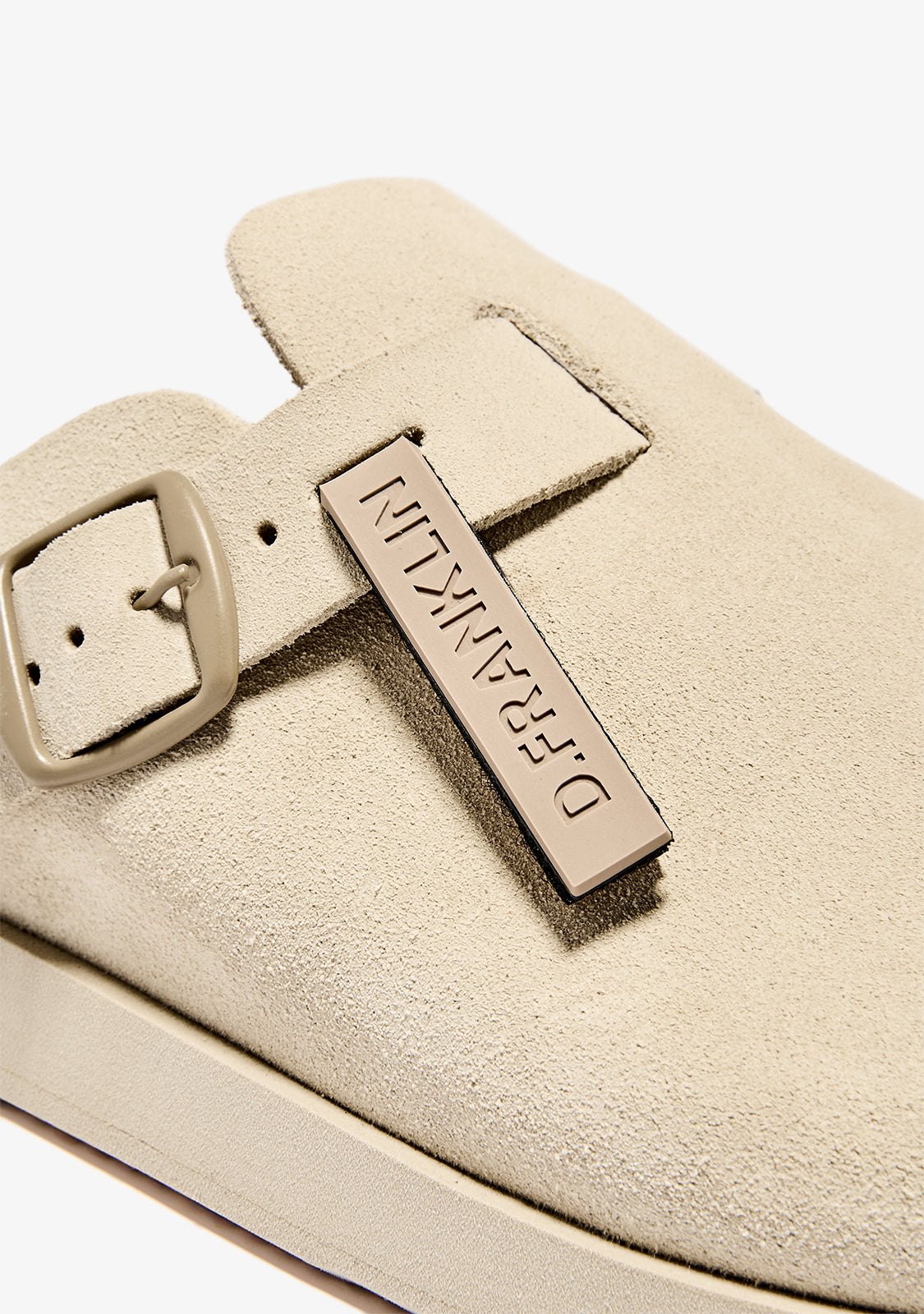 Vibe Clog Buckle Beige